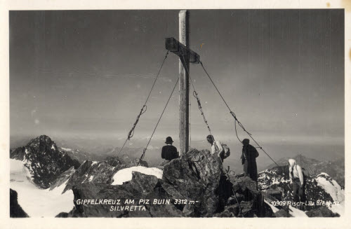 Gipfelkreuz am Piz Buin