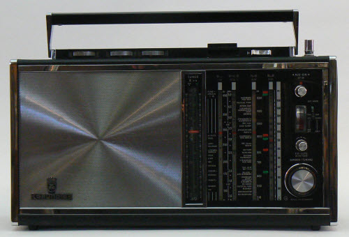 Grundig Satelit Transistor 6000