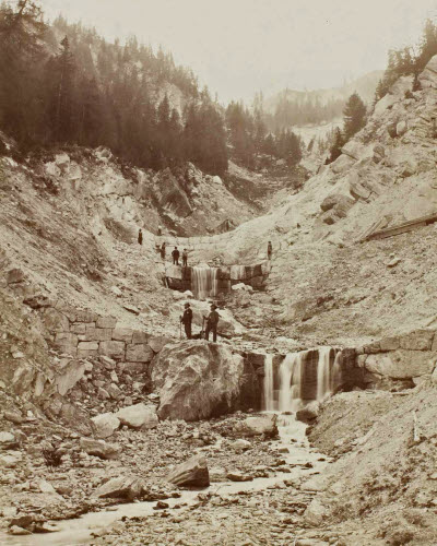 Sohlensicherungen im Kanton Graubünden/Münstertal, Schindlersystem Haagrüfe Trimmis, Sperrbauten, ca. 1900