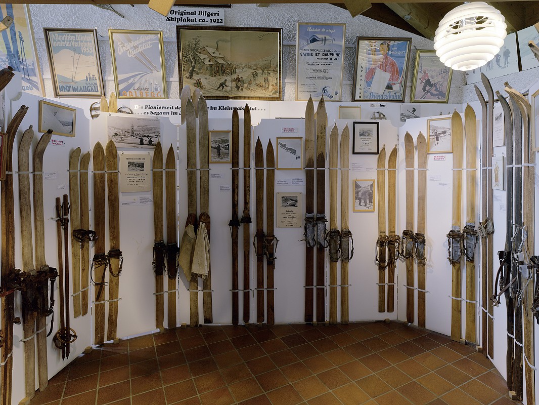 Abbildung Bergschau und Skimuseum Hirschegg